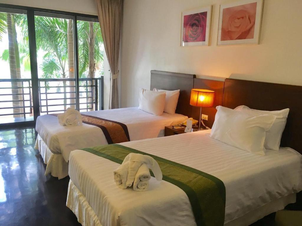 Suwan Golf & Country Club Hotel Nakhon Pathom Exterior photo